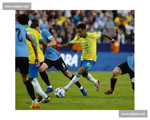 高清免费足球赛事直播APP下载平台畅享全球精彩比赛实时更新体验 - 副本 - 副本 - 副本 (3)