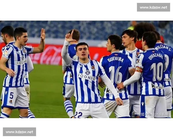 高清流畅足球赛事直播APP下载畅享实时精彩对决全程不漏每一球 - 副本 (16) - 副本 - 副本 - 副本